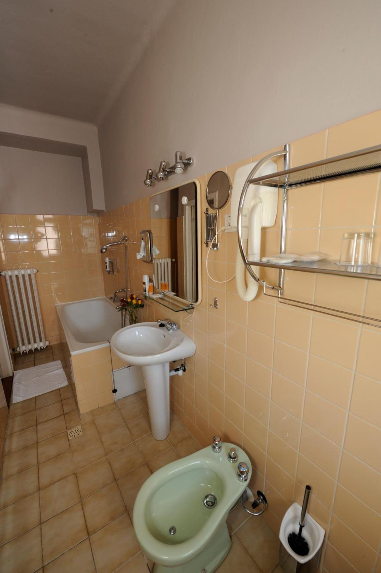 Hotel Zlata Stika Παρντούμπιτσε Εξωτερικό φωτογραφία