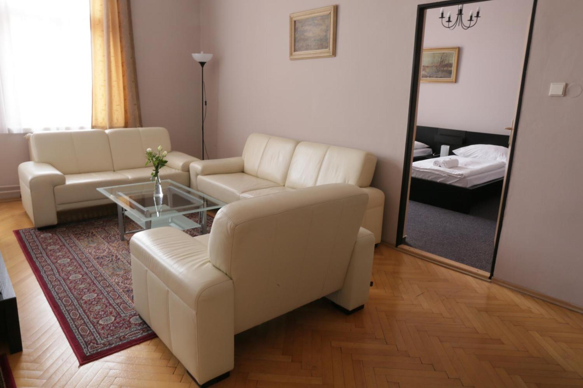 Hotel Zlata Stika Παρντούμπιτσε Δωμάτιο φωτογραφία