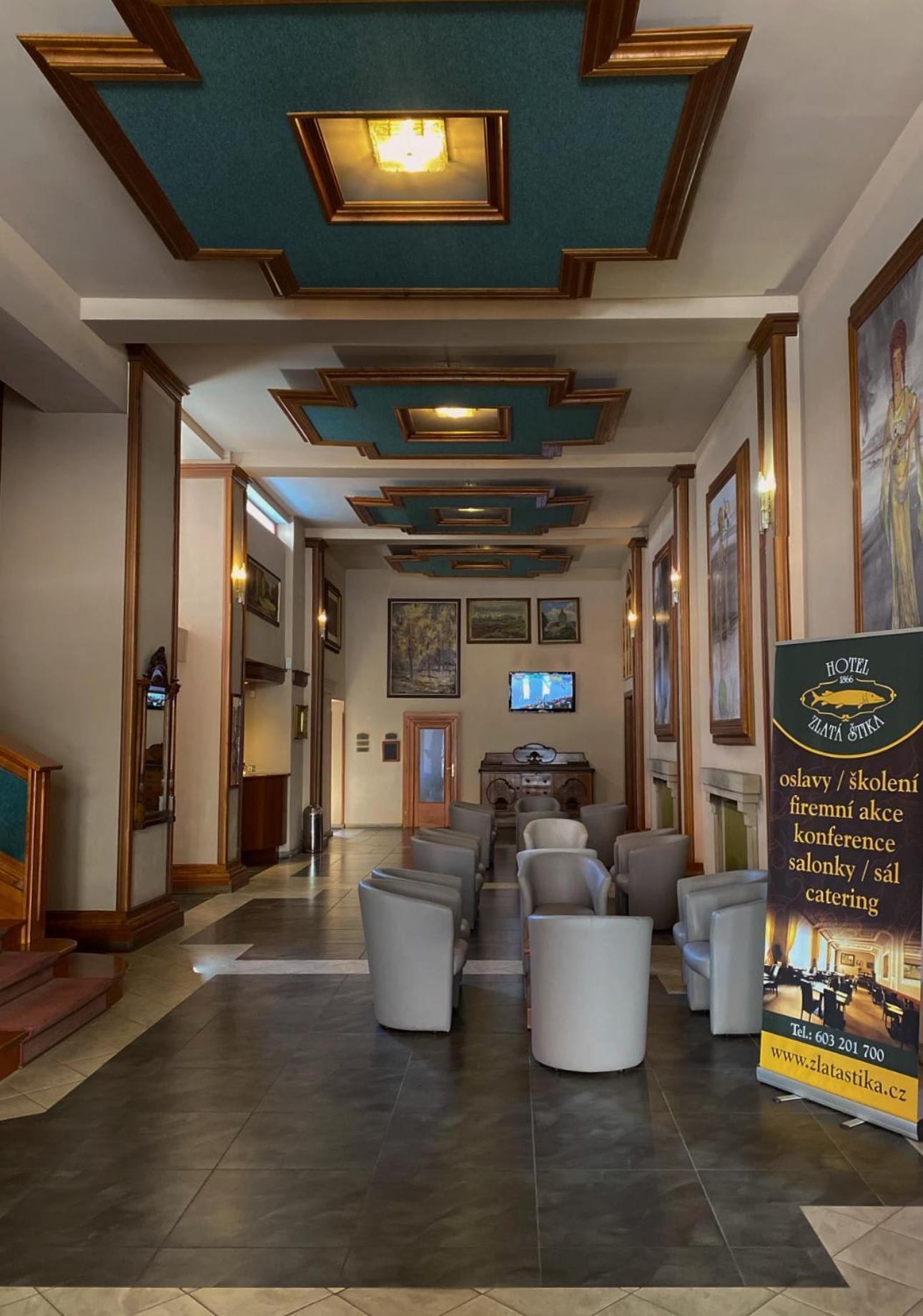 Hotel Zlata Stika Παρντούμπιτσε Εξωτερικό φωτογραφία